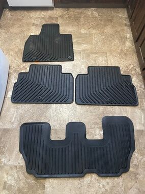 2020-2021 Kia Telluride All Weather Mats - S9f13-Ac000 (MISSING FRONT RIGHT)